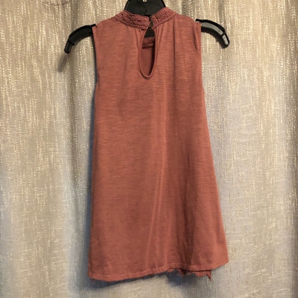 Rewind Dusty Rose Lace High-Neck Tank Top - Size XL - Picture 4 of 5